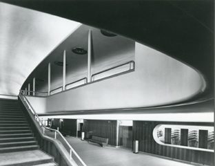 KMH-Mezz-Lobby-72